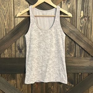 Athleta scoop neck tank top size small